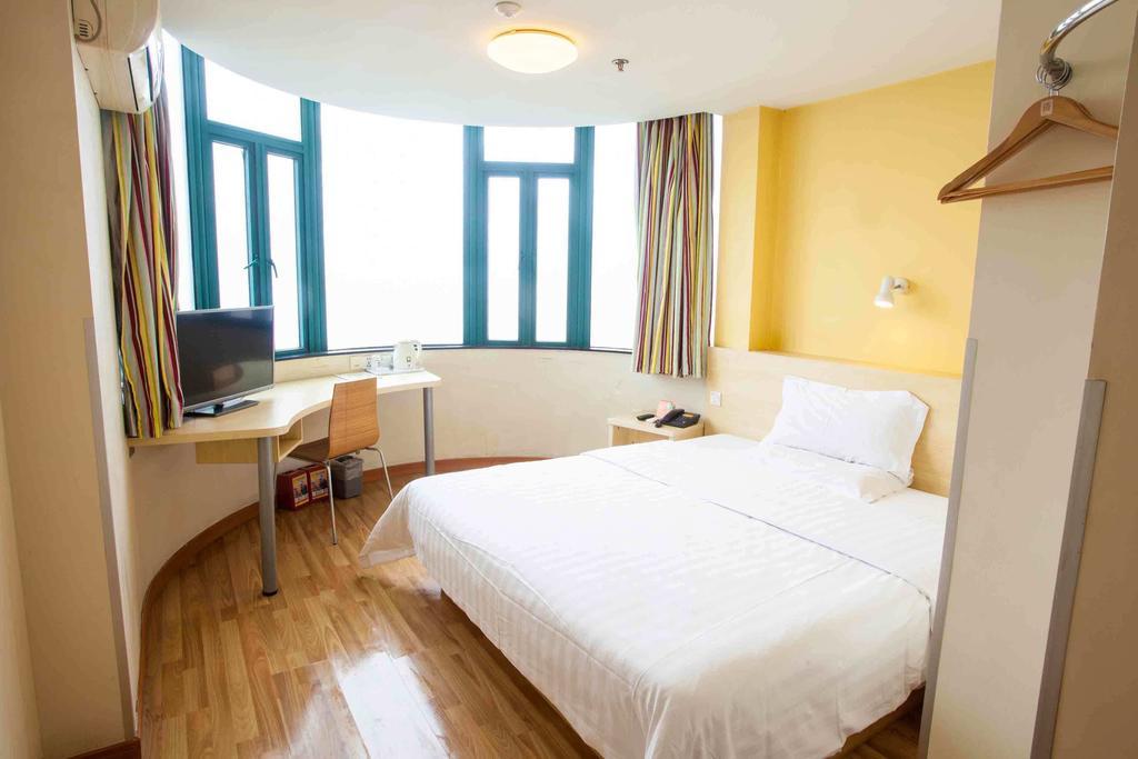 7Days Inn Guiyang Posts And Telecommunications Building Cameră foto